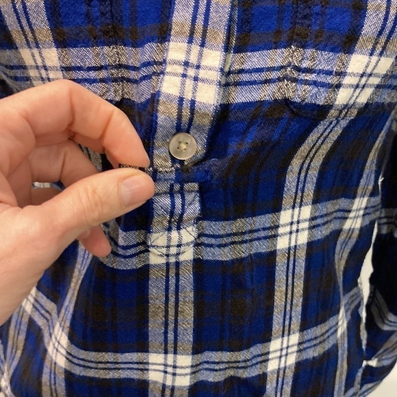 AMERICAN Eagle Blue Plaid Boyfriend Fit Button Down Shirt - Picture 13 of 15